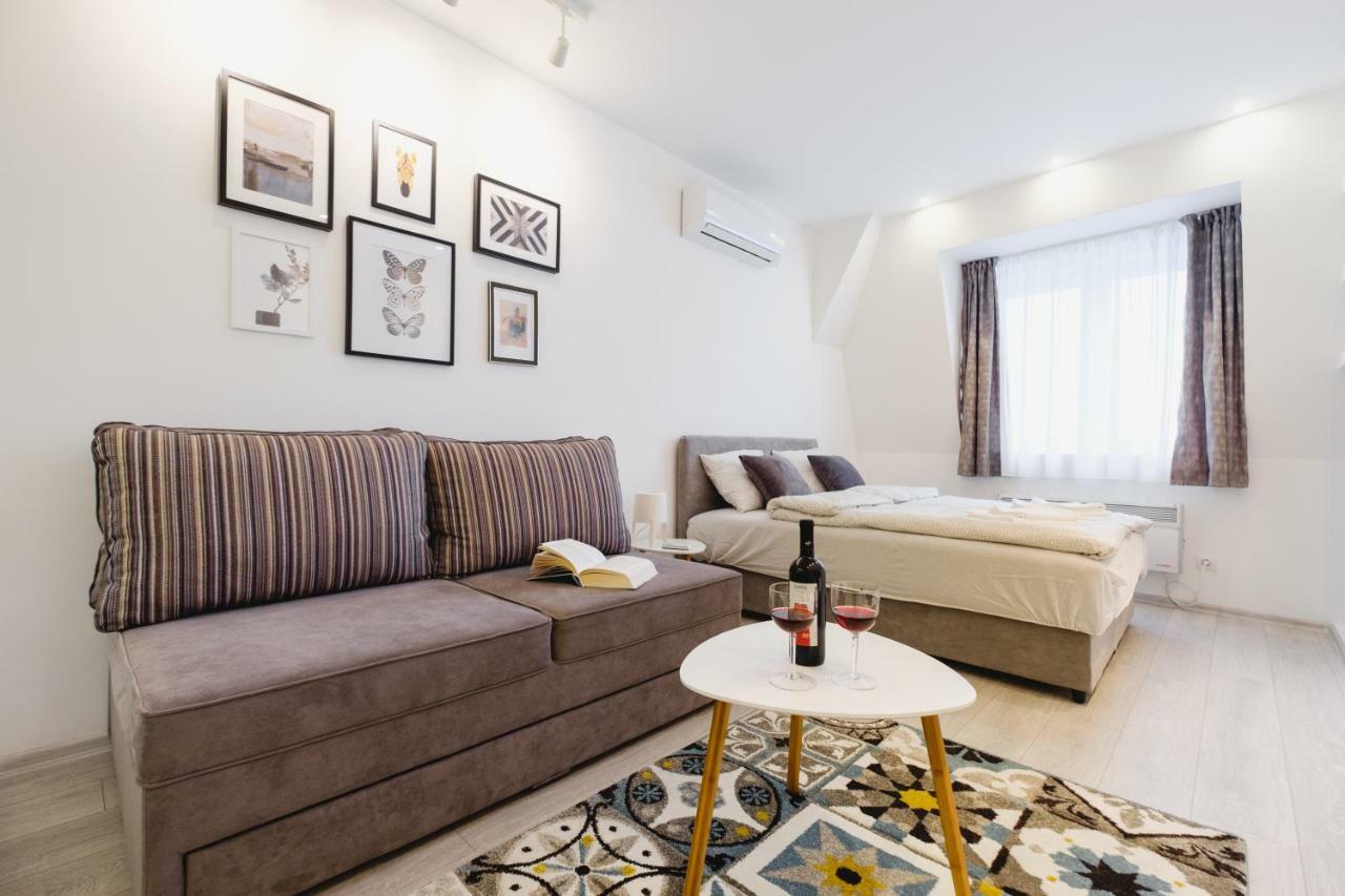 Apartment Hana Lux Belgrad Exteriör bild