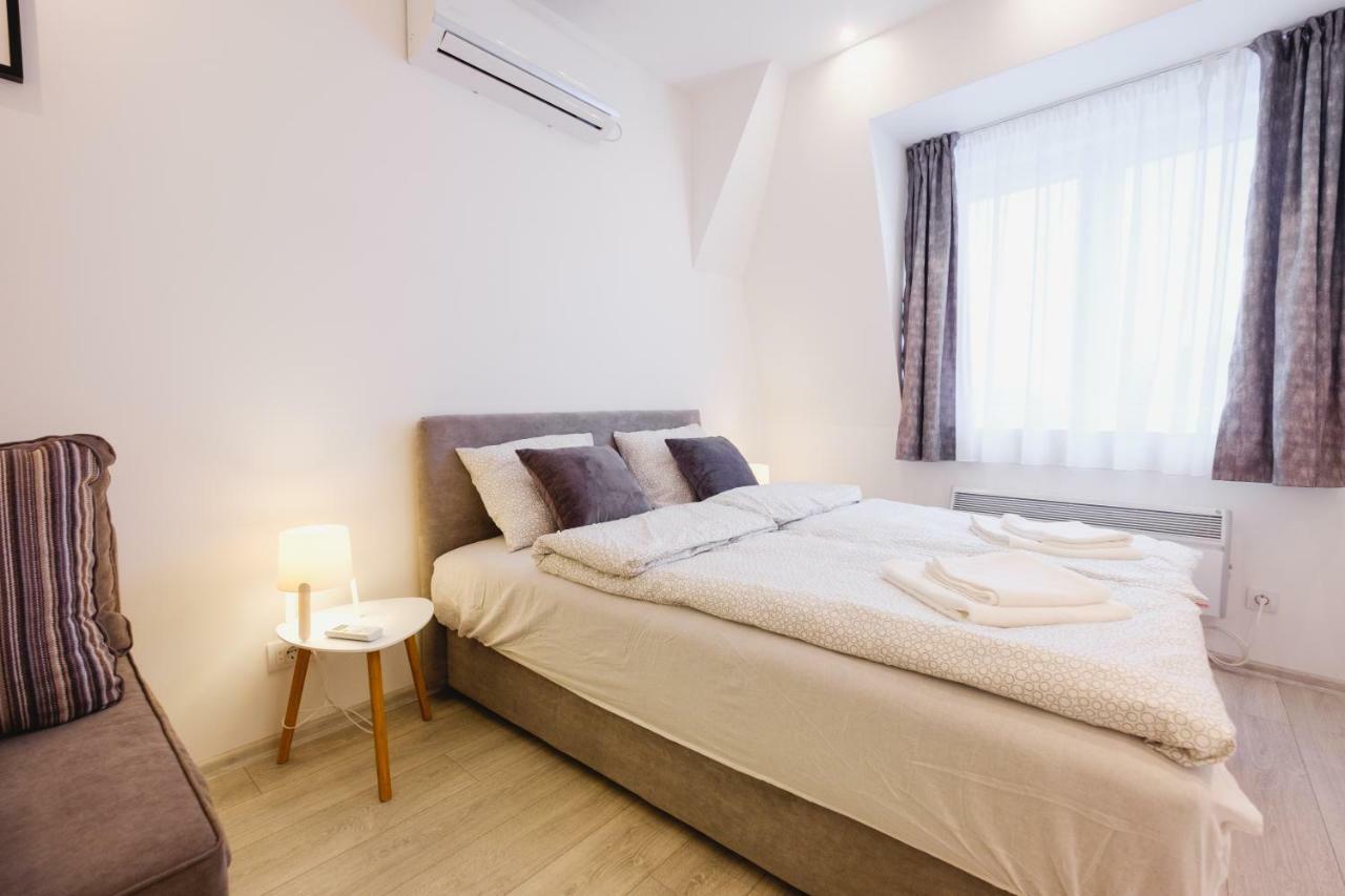Apartment Hana Lux Belgrad Exteriör bild