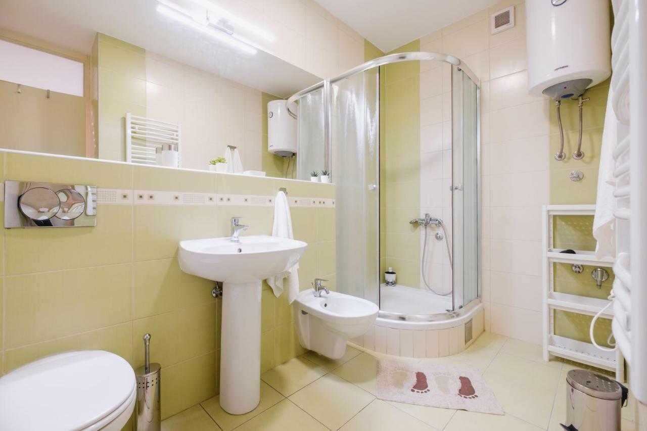Apartment Hana Lux Belgrad Exteriör bild