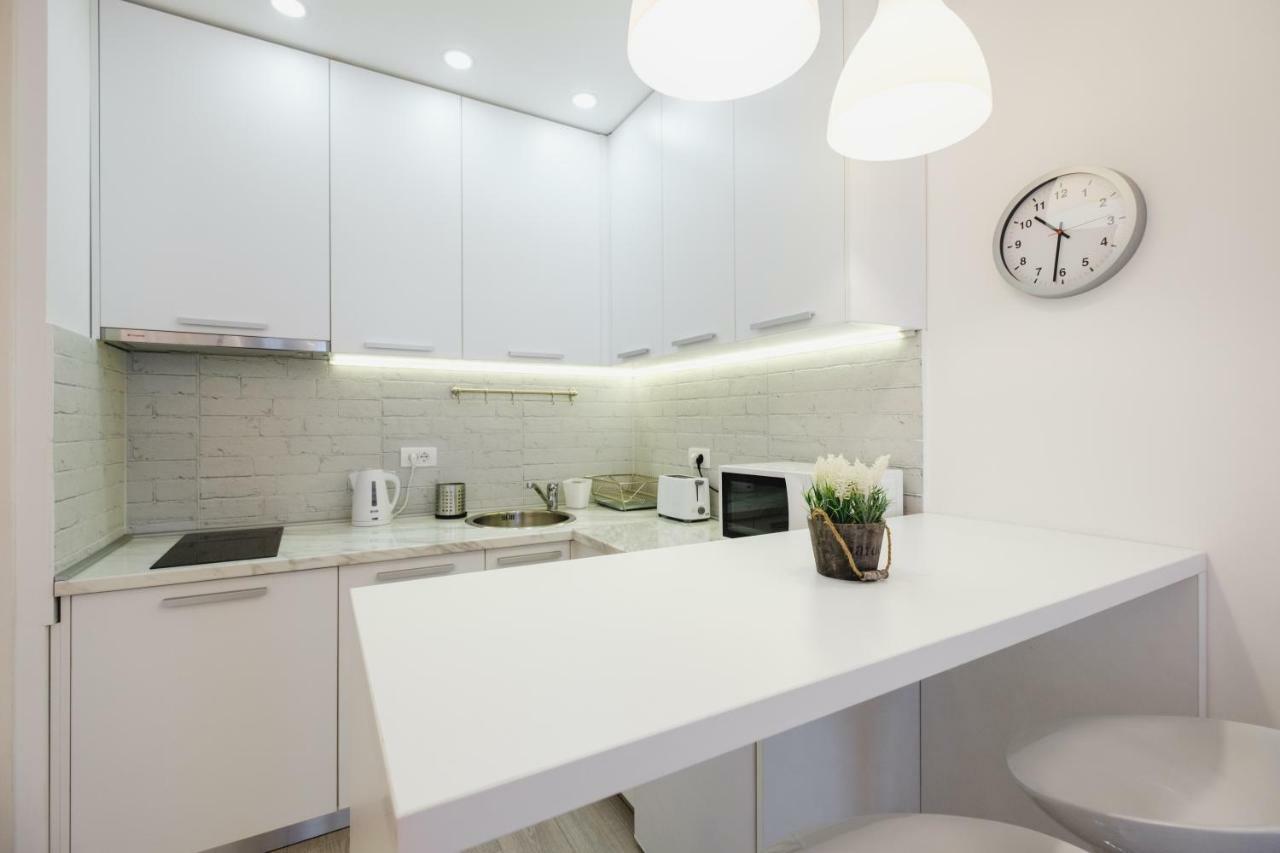 Apartment Hana Lux Belgrad Exteriör bild
